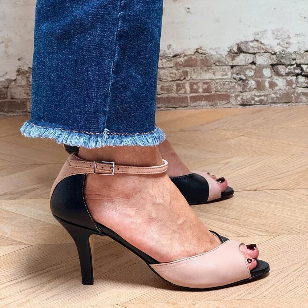 Leara | Mid-Heel Pumps