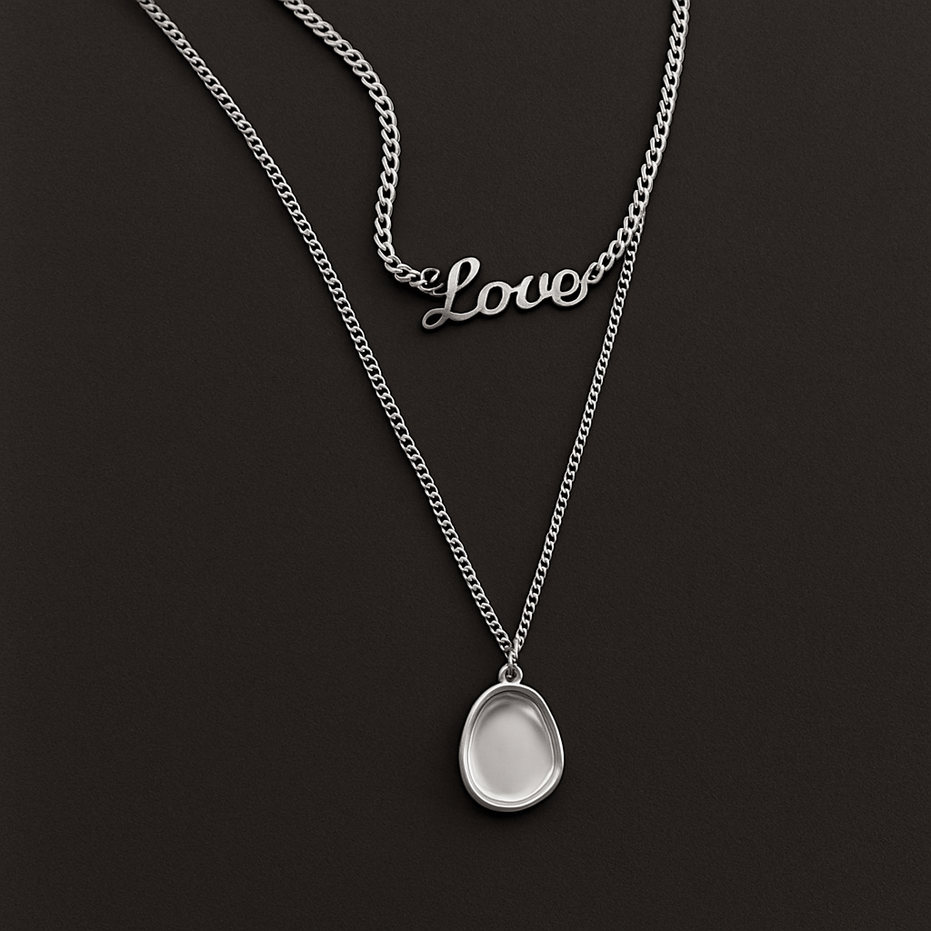 Classic solitaire pendant necklace in silver