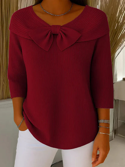 Scarlett – Women's Sweater with Bow and Round Neckline