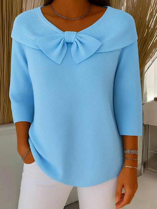 Scarlett – Women's Sweater with Bow and Round Neckline